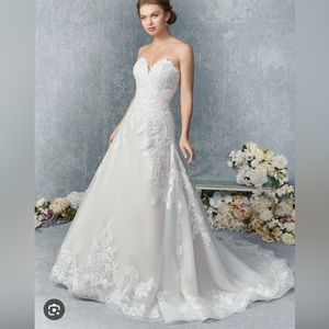 Wedding dress